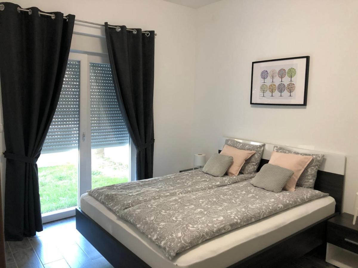 Apartman Spring Sombor Exterior foto